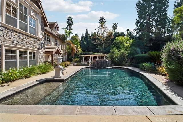 2611 Steeplechase Ln, Diamond Bar, CA 91765 - swimming pool featuring a patio