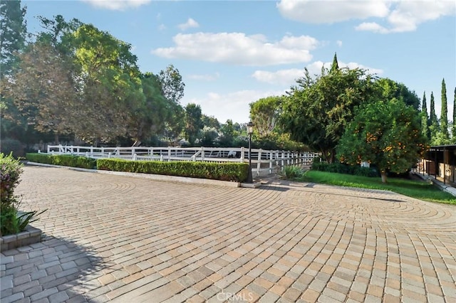 2611 Steeplechase Ln, Diamond Bar, CA 91765 - surrounding community with fence