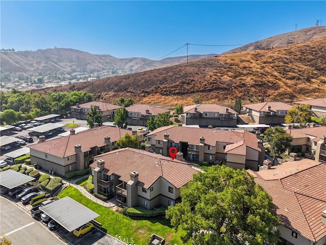 bird's eye view with a mountain view