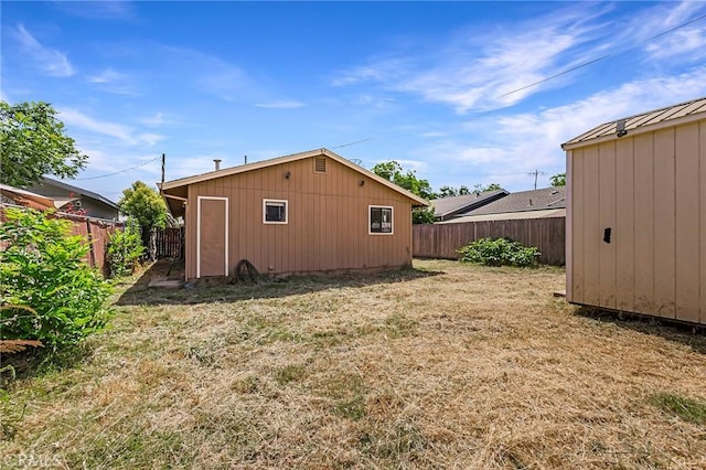 exterior space featuring a shed