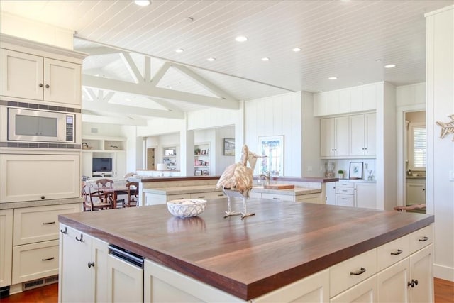 404 Huntington Rd, Cambria, CA 93428 - photo 21