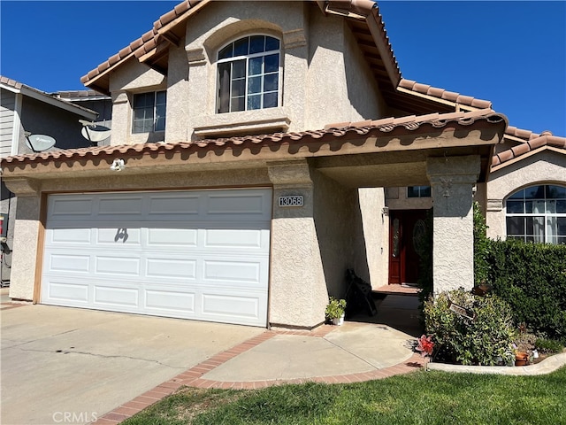 view of front facade with a garage