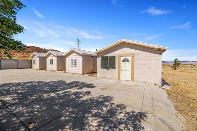 23610 W Lancaster Rd, Lancaster, CA 93536 - single story home featuring fence and a patio