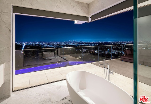 bathroom featuring a bathing tub