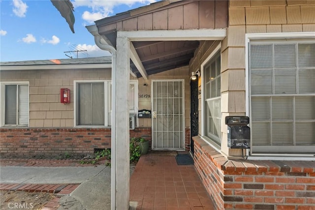 view of entrance to property