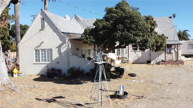 view of side of home