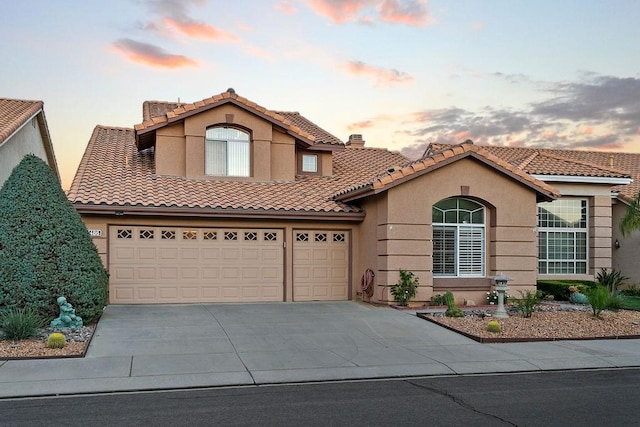 view of front facade featuring a garage