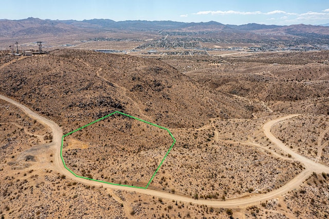 Listing photo 3 for 207 Serin Dr, Yucca Valley CA 92284