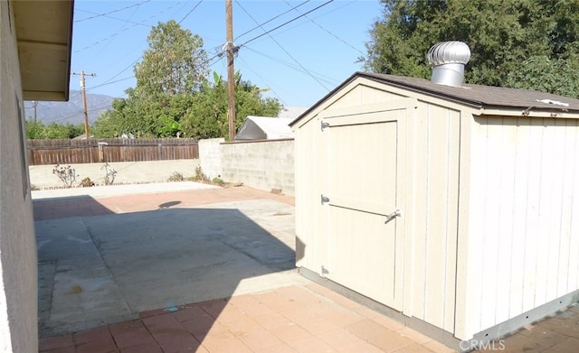 view of outbuilding