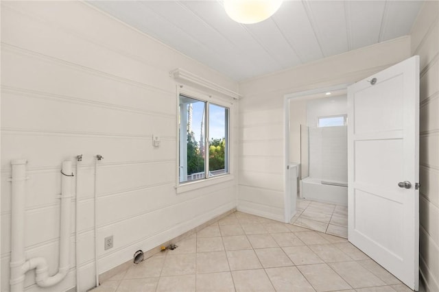 661 W 26th St, San Pedro, CA 90731 - unfurnished room with light tile patterned flooring