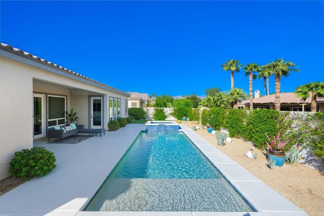 view of swimming pool featuring a patio