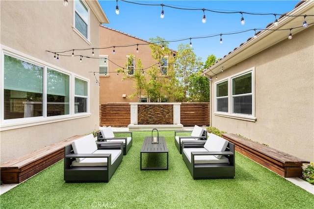 view of yard with an outdoor living space