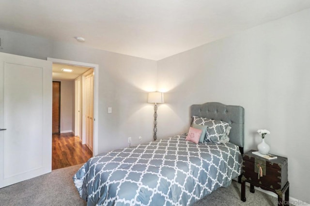 bedroom featuring carpet floors