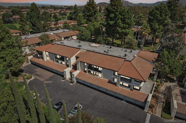 view of aerial view at dusk