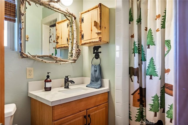 30008 Hickory Dr, Lake Arrowhead, CA 92321 - bathroom with vanity and a shower with curtain