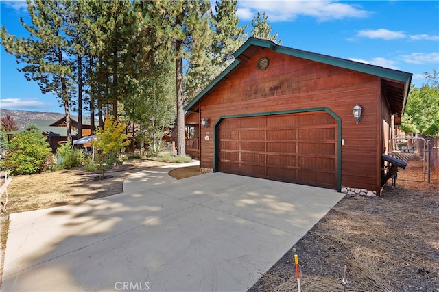 view of detached garage
