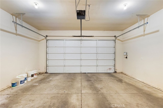 3185 Via Casita Pl, Chico, CA 95928 - garage featuring a garage door opener
