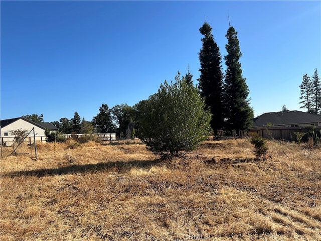 Listing photo 2 for 1936 Siler Way, Paradise CA 95969