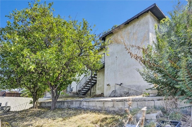 view of home's exterior