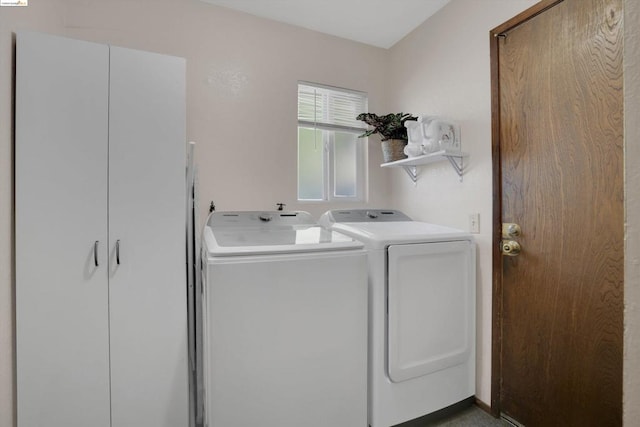 laundry area featuring washer and clothes dryer