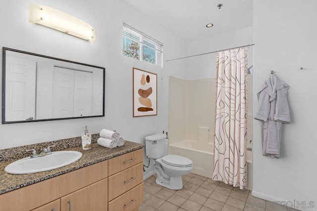 full bathroom with toilet, a wall mounted AC, vanity, shower / bath combo, and tile patterned flooring