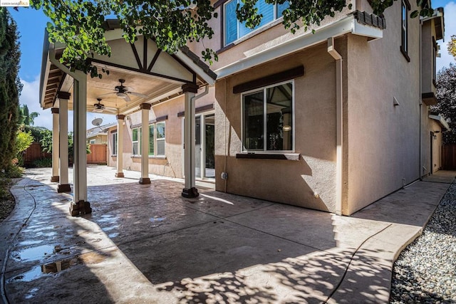 view of patio with ceiling fan