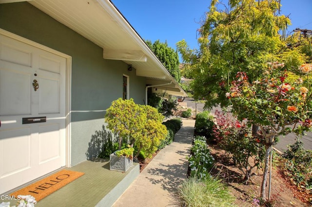 view of property entrance