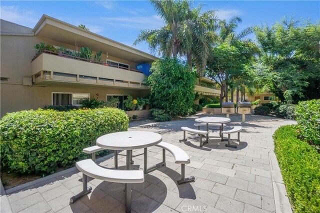 511 E Washington Ave, Santa Ana, CA 92701 - photo 3