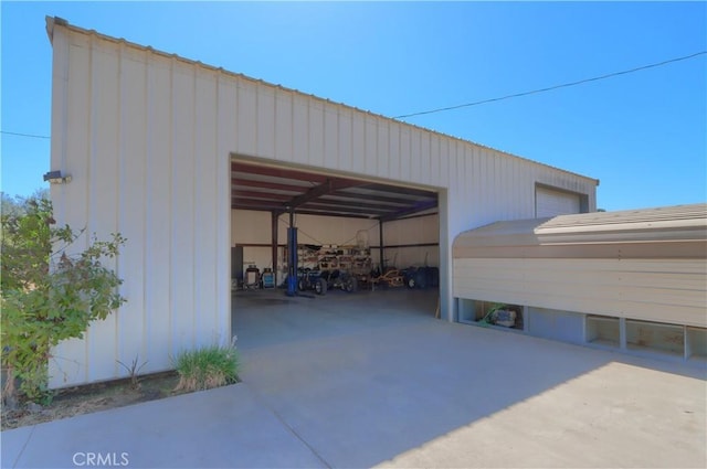 view of detached garage