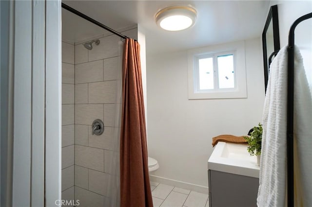 bathroom featuring a shower with curtain, tile patterned flooring, vanity, and toilet