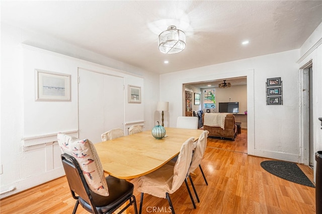 dining room with light hardwood / wood-style flooring