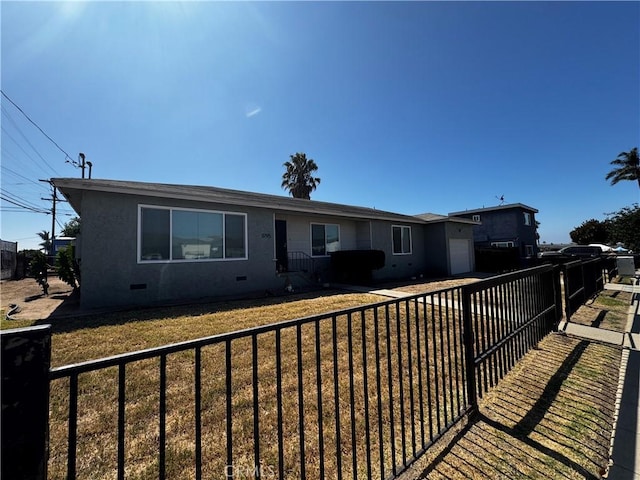 view of front of home with a front yard