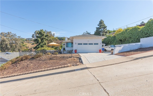 view of front facade featuring a garage