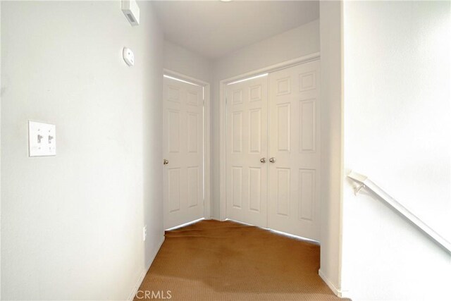 9179 Ravenswood Ave, Hesperia, CA 92344 - corridor featuring carpet flooring