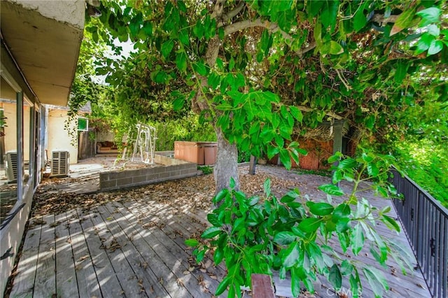 572 Church Hill Rd, La Habra Heights, CA 90631 - view of wooden deck