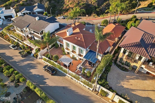 birds eye view of property featuring a residential view