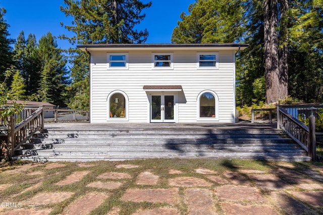 view of front facade with a deck