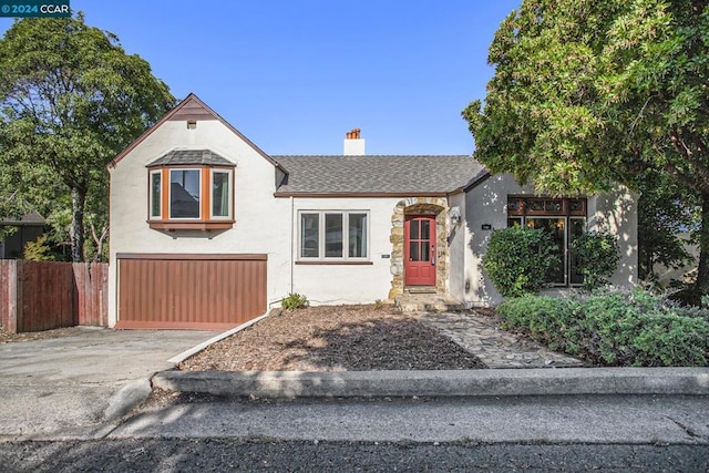 view of front of property featuring a garage