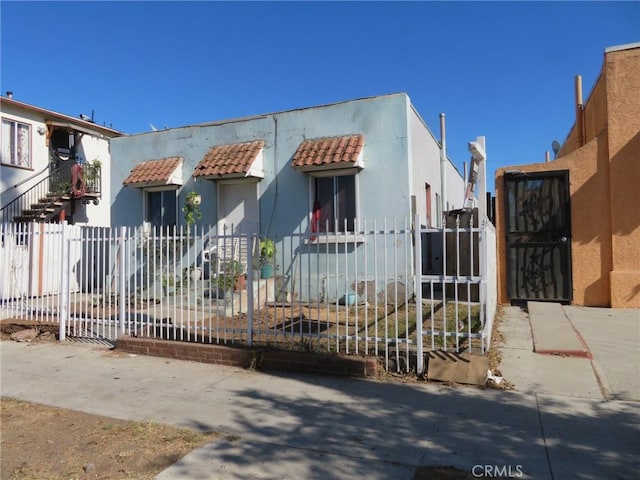 view of front of home