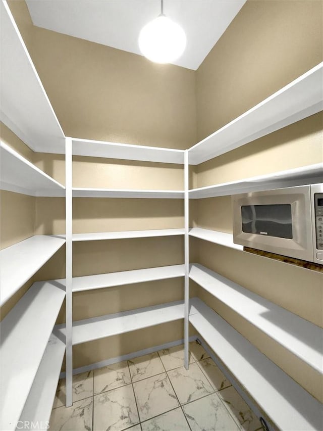 1385 Corberosa Dr, Arroyo Grande, CA 93420 - view of storage area