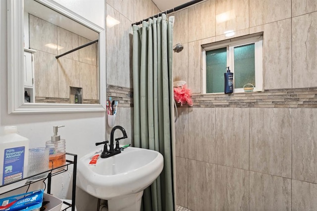 3838 Van Dyke Ave, San Diego, CA 92105 - full bath featuring a tile shower and a sink