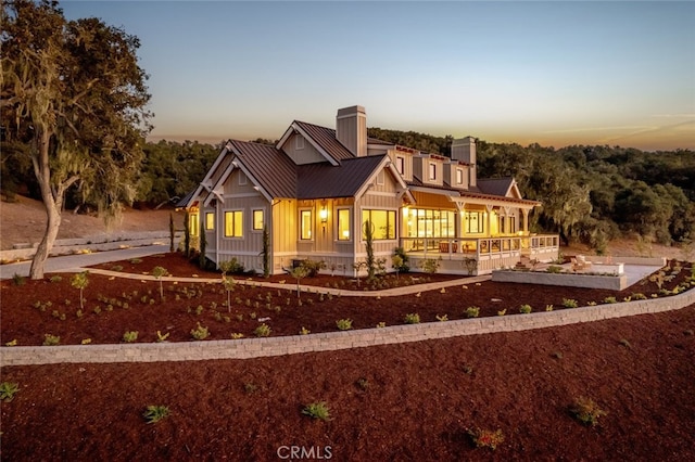 view of front of house featuring a porch