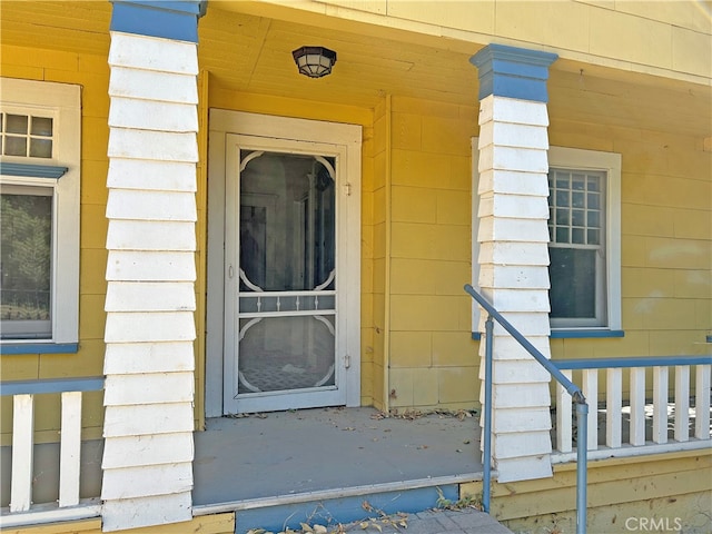 view of property entrance