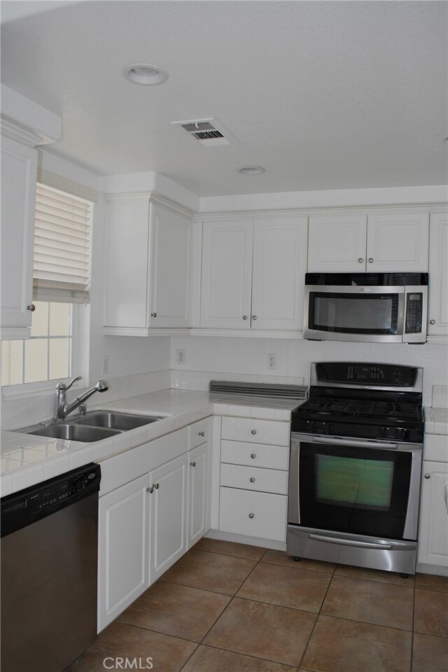 15903 Birdfeeder Ln, Chino, CA 91708 - photo 7