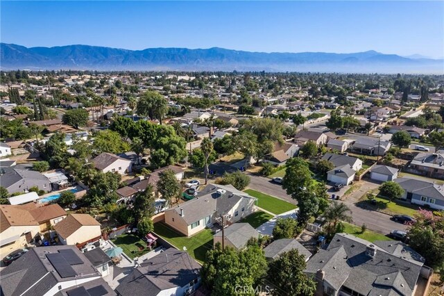 bird's eye view with a mountain view