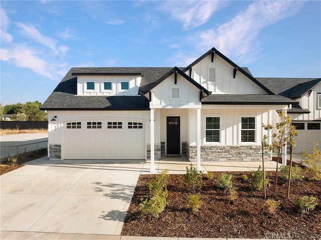 view of front of home featuring a garage