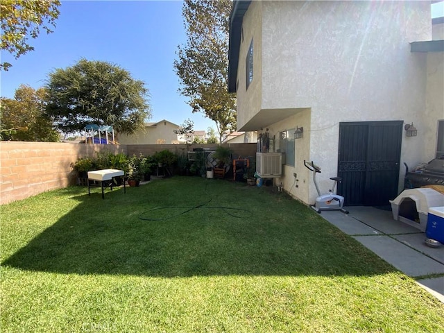 view of yard with fence