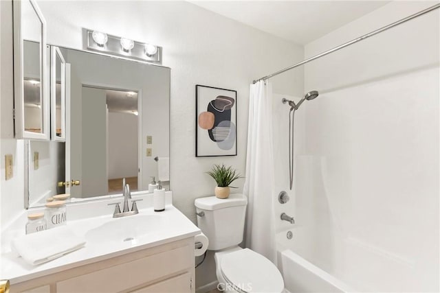 full bathroom featuring vanity, toilet, and shower / bath combo