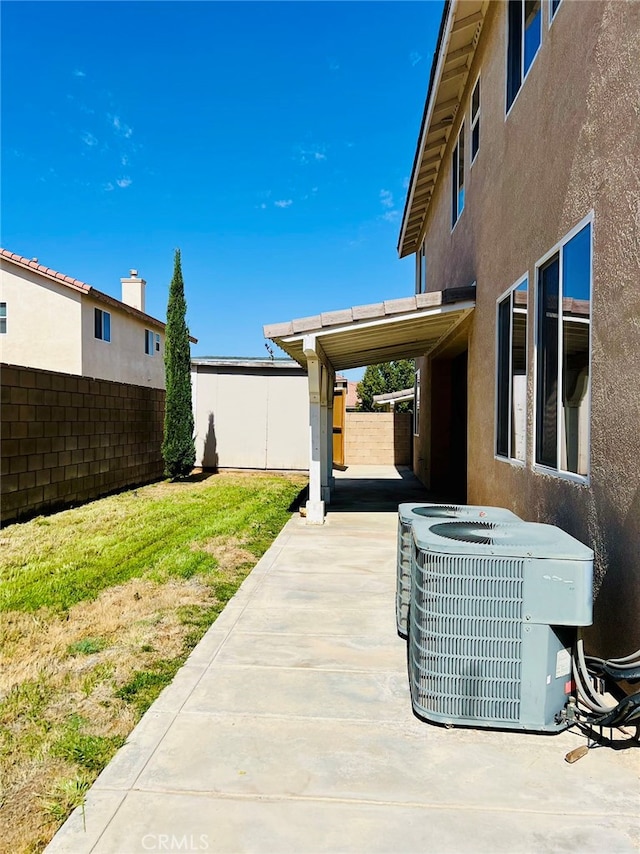 view of patio featuring cooling unit