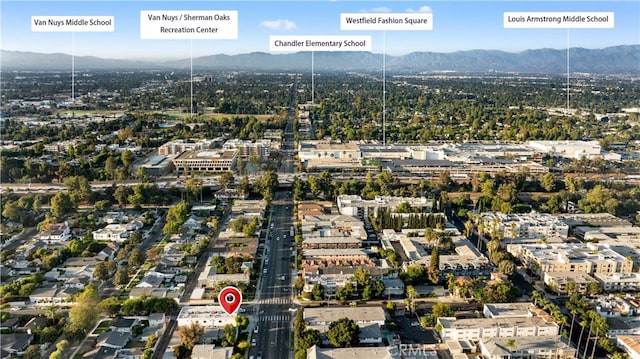 bird's eye view featuring a mountain view